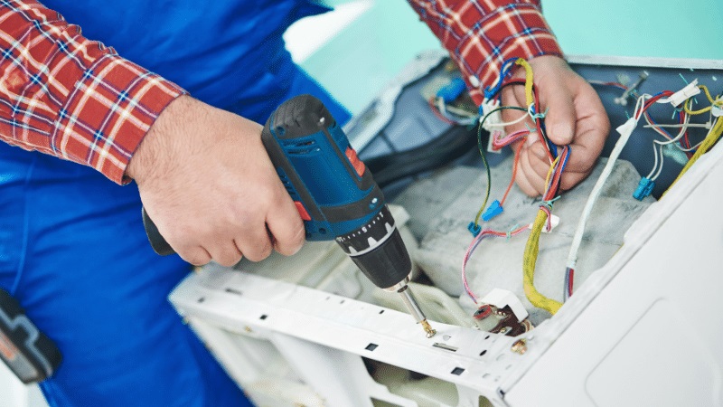 Çamlıdere İtimat İtimat çamaşır makinesi kart tamiri – Su almama arızası orijinal parça ile giderildi. - Teknik servis örneği